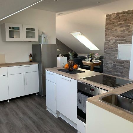 Kami Apartment อเคิร์น ภายนอก รูปภาพ